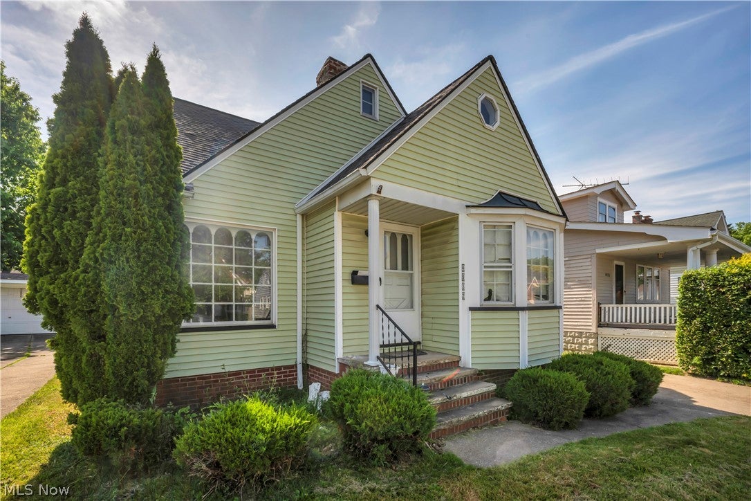 4932 E 110th Street