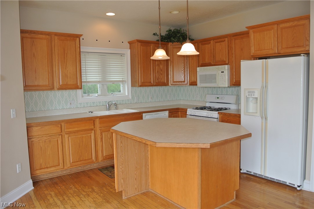 Forest Lakes - Residential Lease