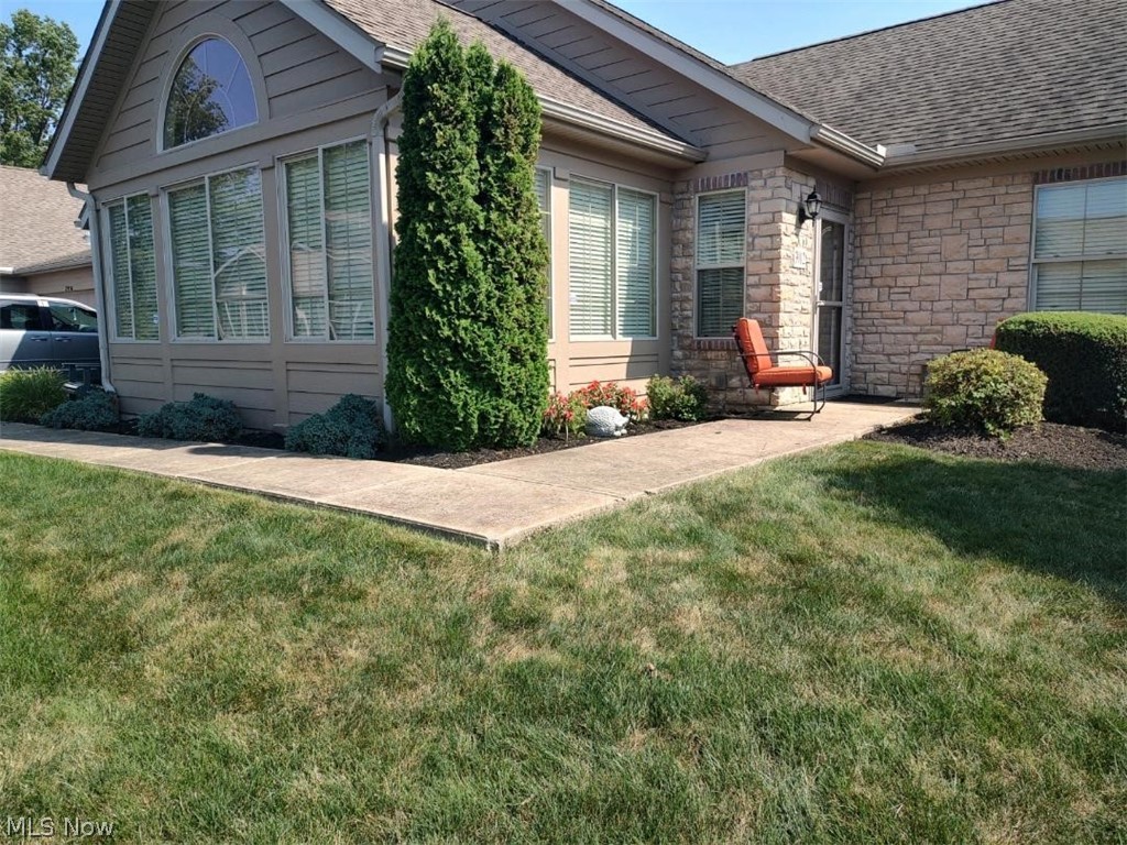 View Huron, OH 44839 condo