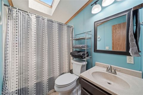 Tiny photo for 4613 N Lake Road, West Farmington, OH 44491 (MLS # 5210556)