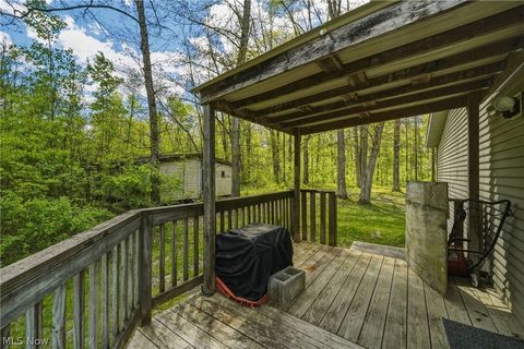 Tiny photo for 4613 N Lake Road, West Farmington, OH 44491 (MLS # 5210556)