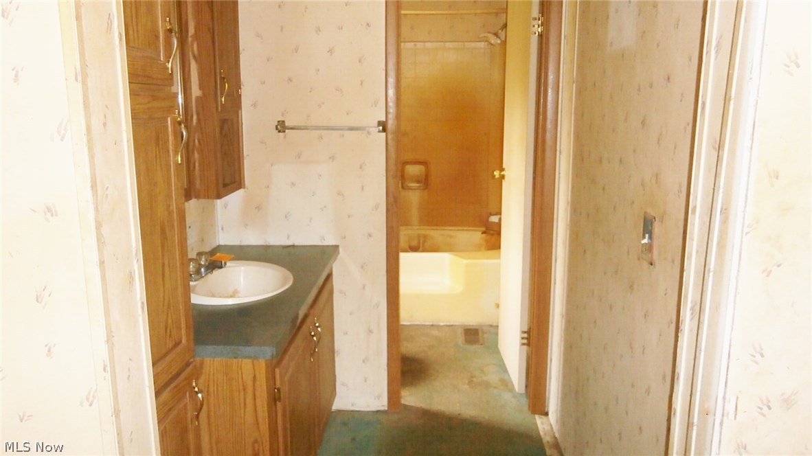 Huntsburg - Residential