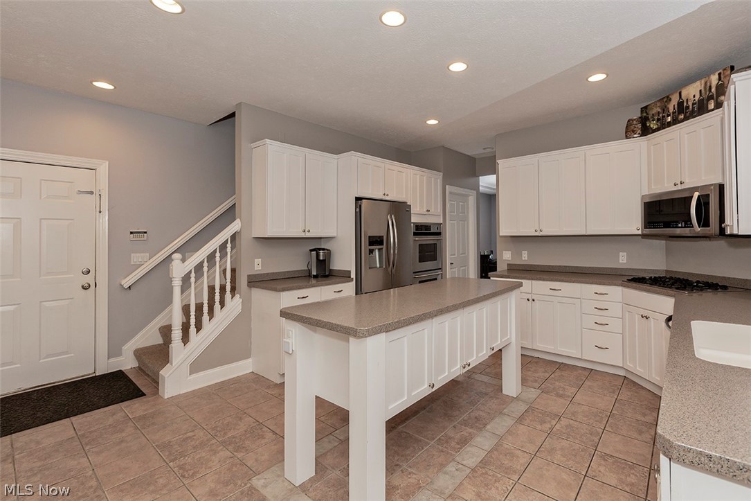 Laurel Springs at Bainbrook - Residential