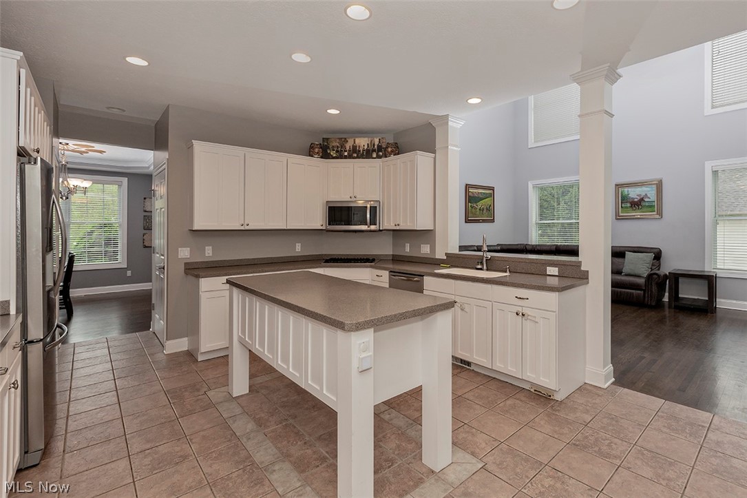 Laurel Springs at Bainbrook - Residential