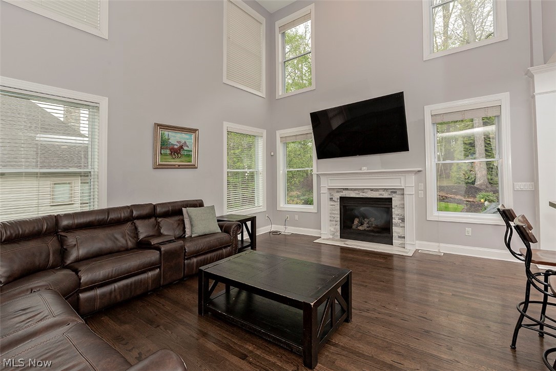 Laurel Springs at Bainbrook - Residential