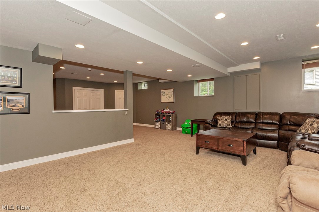 Laurel Springs at Bainbrook - Residential