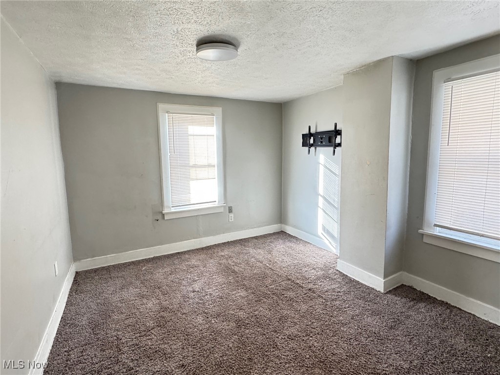 Blue Pond - Residential