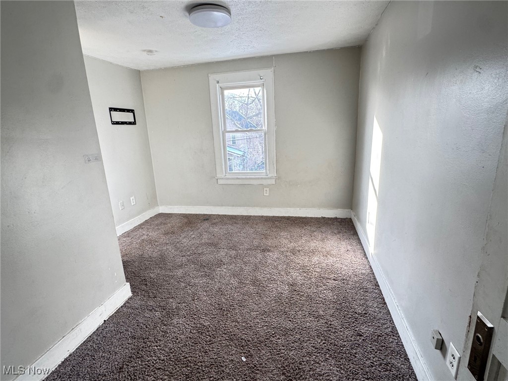 Blue Pond - Residential