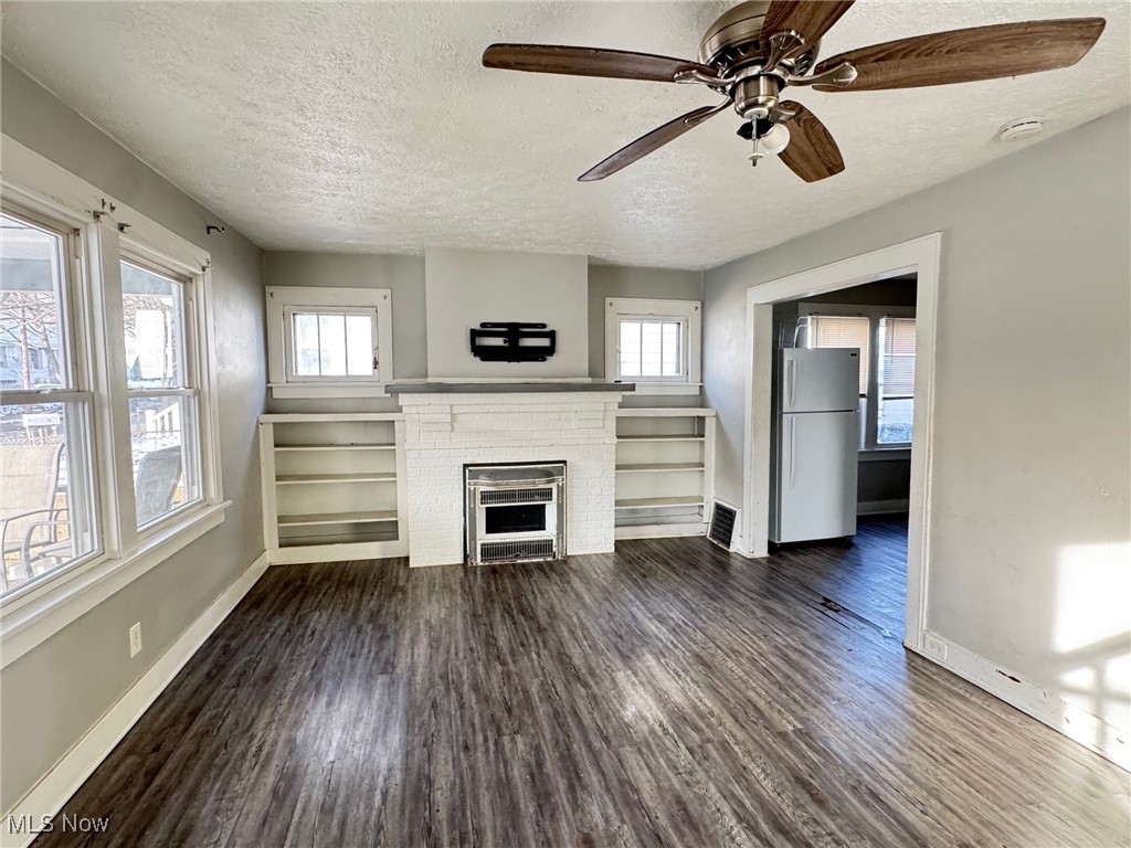 Blue Pond - Residential