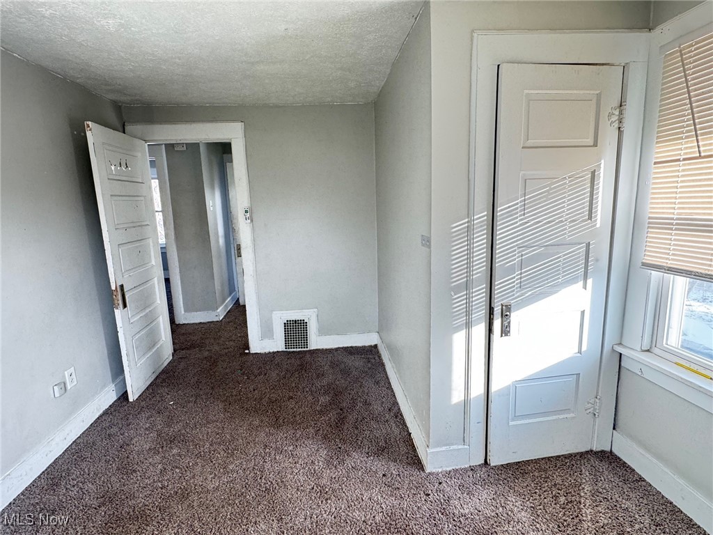 Blue Pond - Residential