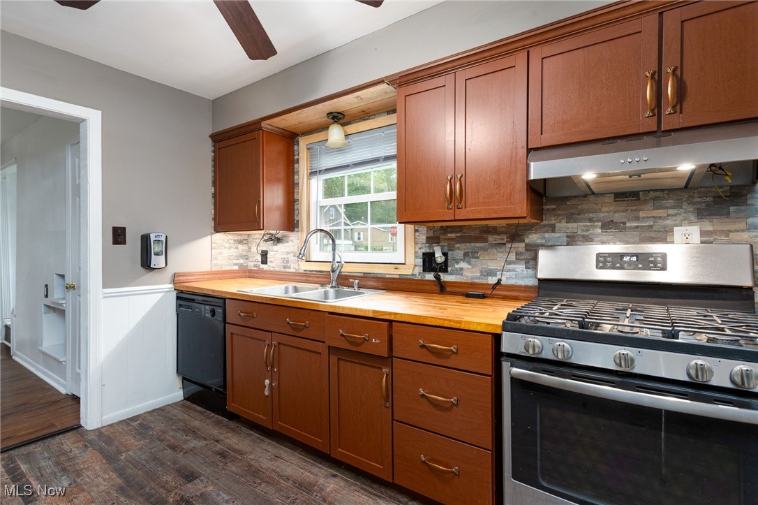 1558 9th Street, Cuyahoga Falls, Ohio image 3