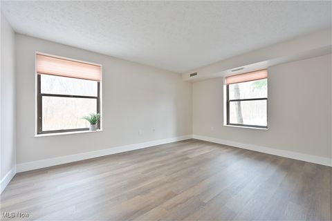 Tiny photo for 700 Brick Mill Run #108, Westlake, OH 44145 (MLS # 5178912)