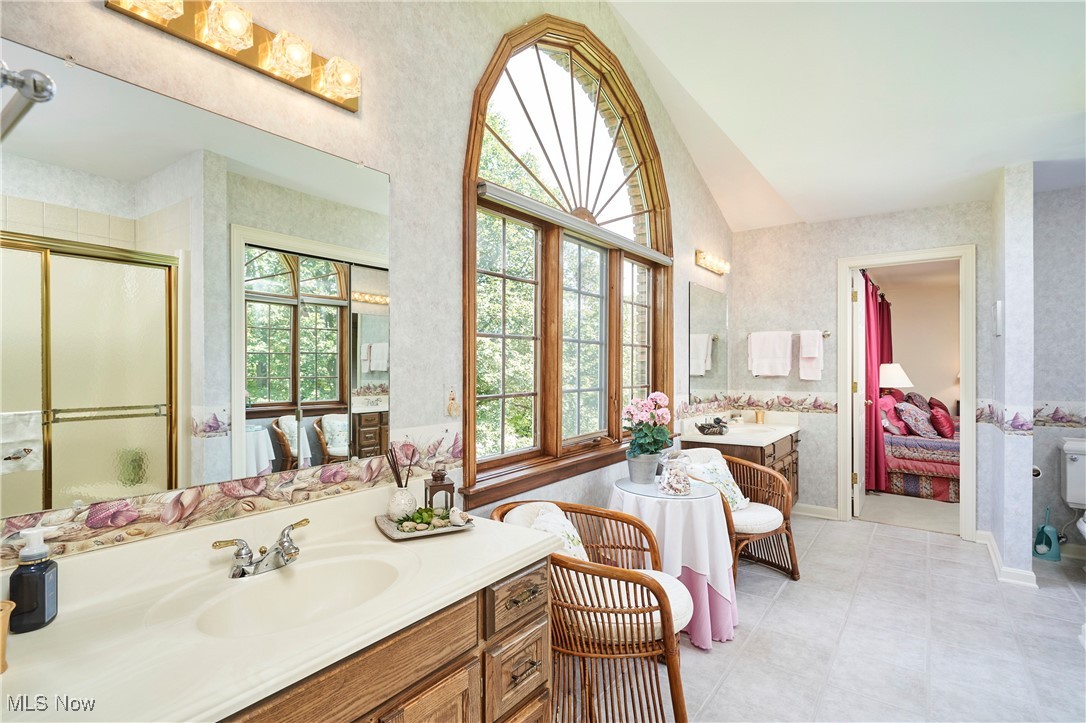 Bath, Ohio 44333, United States, 5 Bedrooms Bedrooms, ,5 BathroomsBathrooms,Residential,Contingent,207875