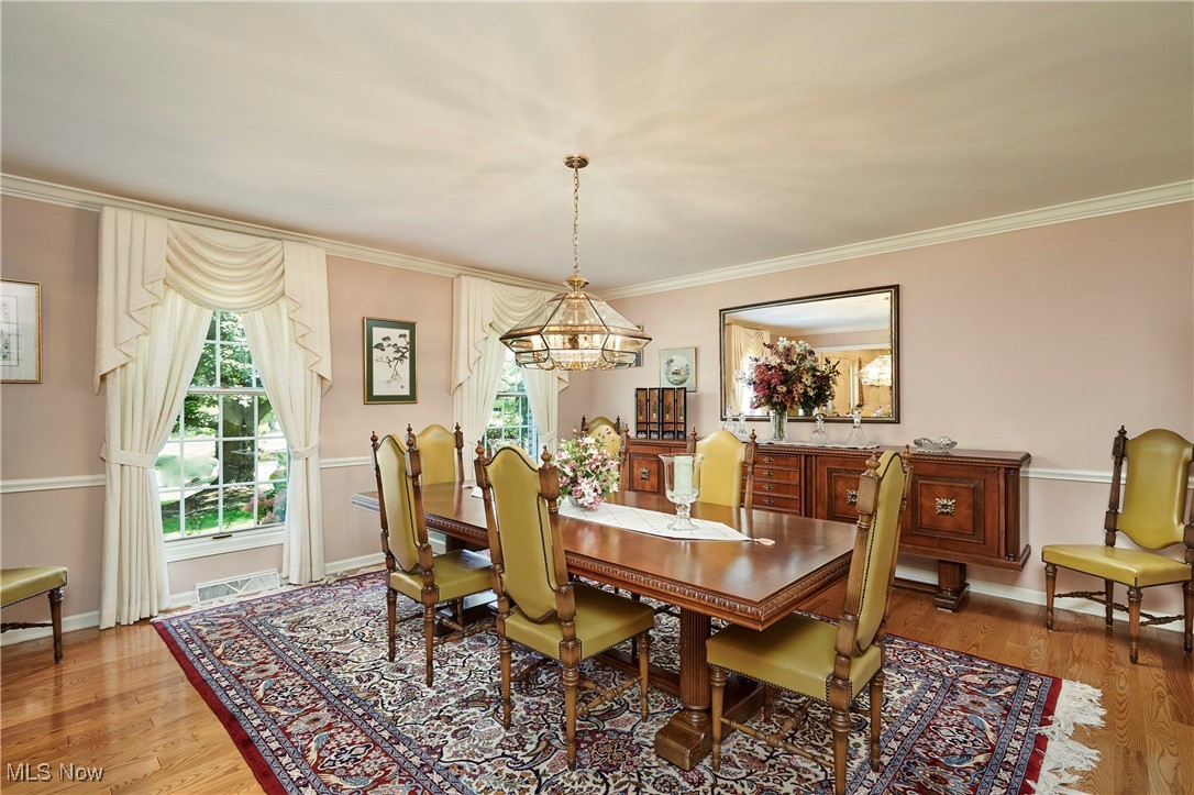 Bath, Ohio 44333, United States, 5 Bedrooms Bedrooms, ,5 BathroomsBathrooms,Residential,Contingent,207875