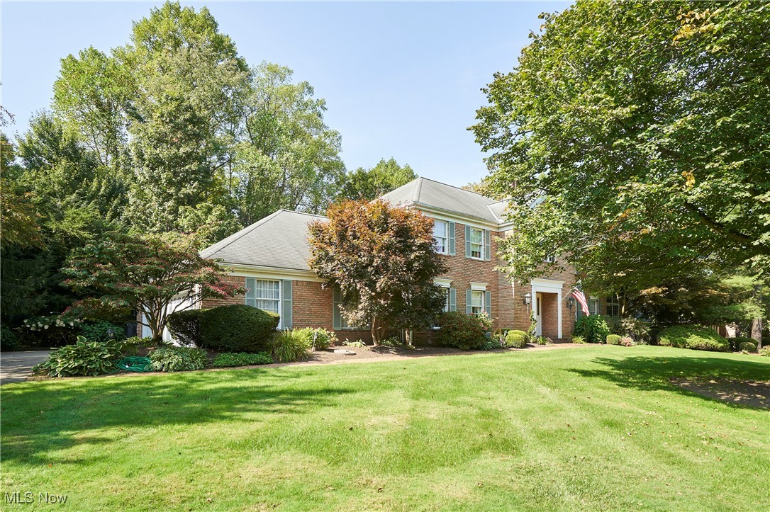 Bath, Ohio 44333, United States, 5 Bedrooms Bedrooms, ,5 BathroomsBathrooms,Residential,Contingent,207875