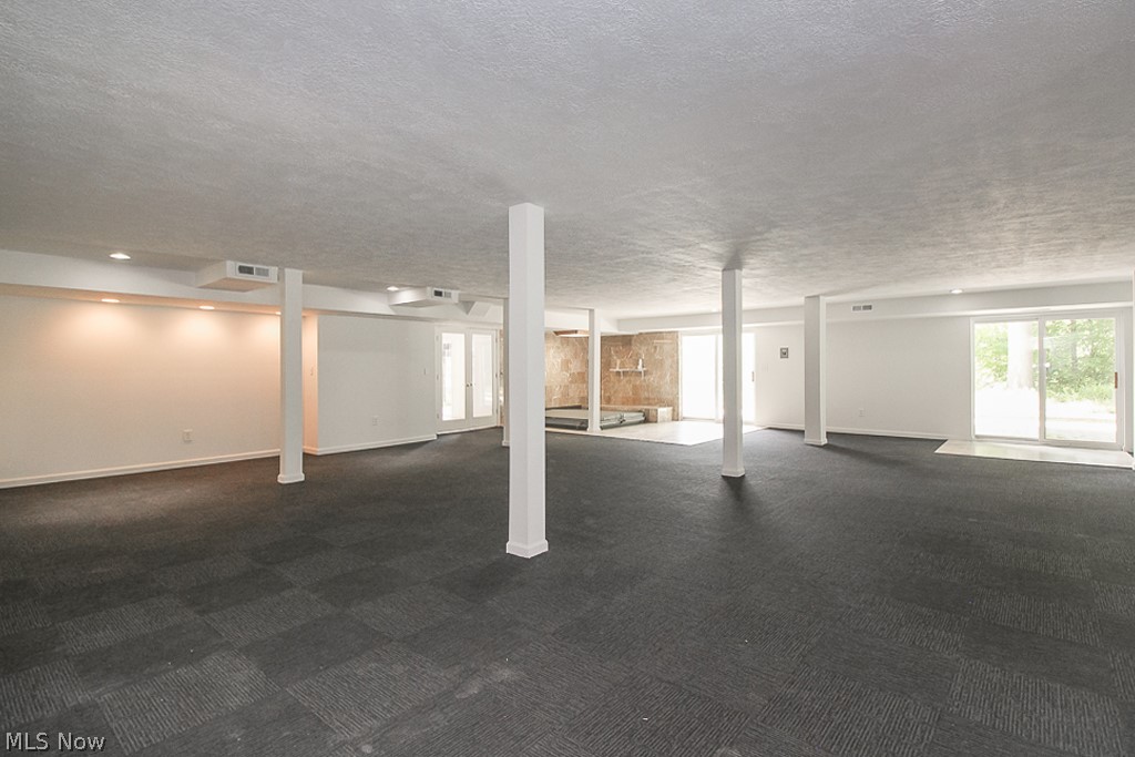 A J Estate - Residential