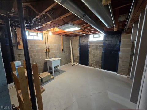 Tiny photo for 2783 9th Street, Cuyahoga Falls, OH 44221 (MLS # 5240859)