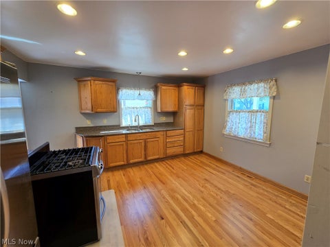 Tiny photo for 2783 9th Street, Cuyahoga Falls, OH 44221 (MLS # 5240859)