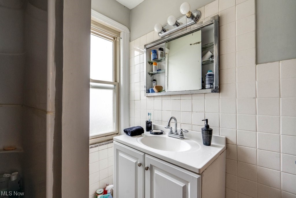 E J Weigel - Residential