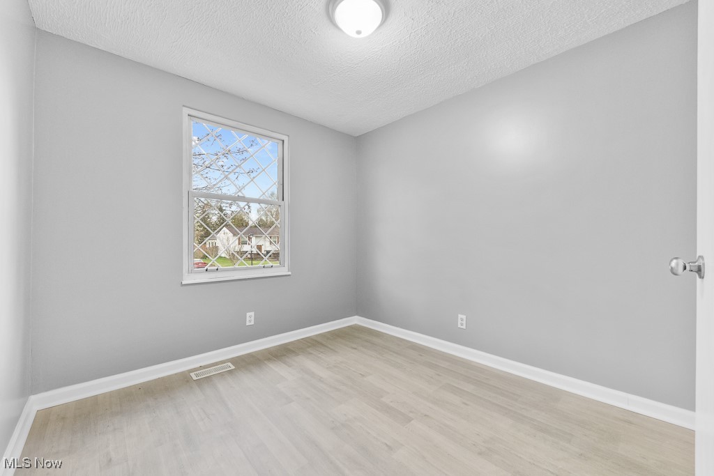 1271 Carol Drive, Kent, Ohio image 21