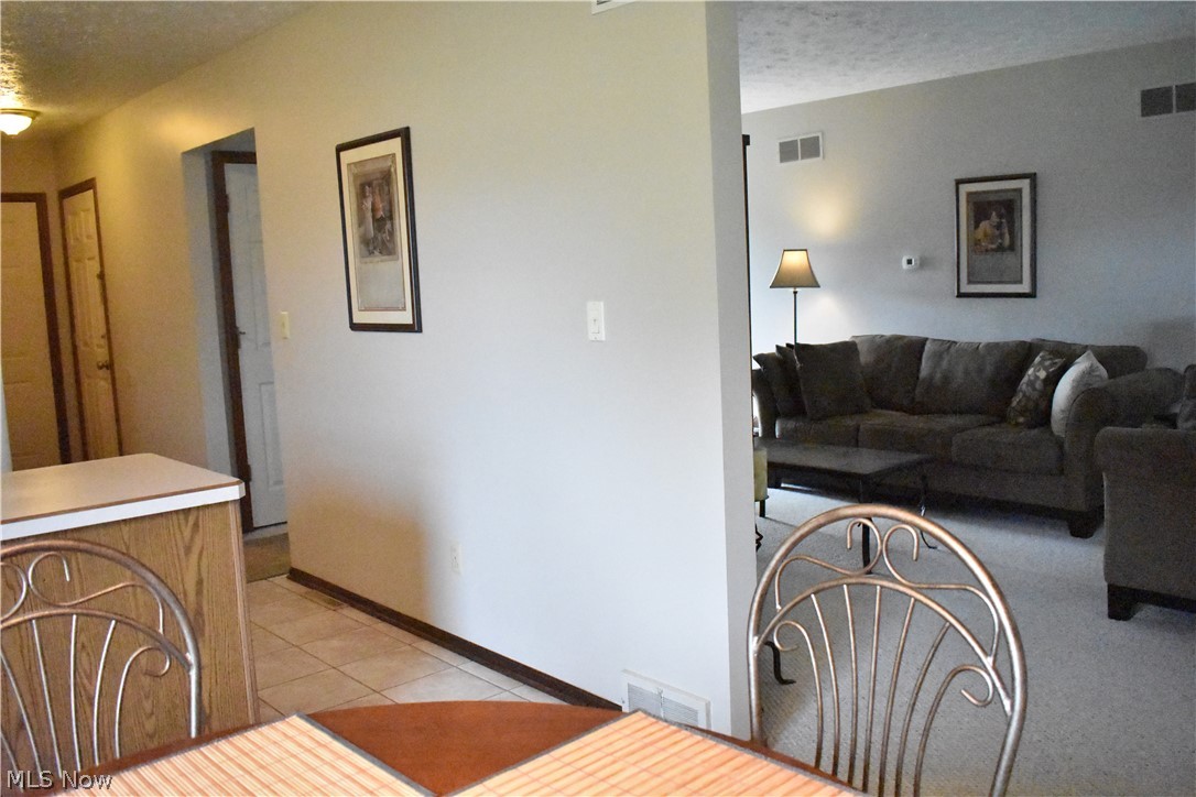 Applewoods Cross Condo - Residential