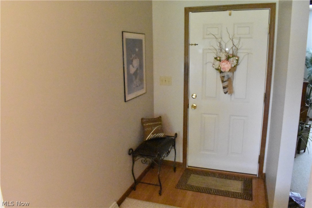 Applewoods Cross Condo - Residential