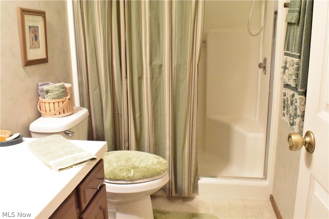 Applewoods Cross Condo - Residential