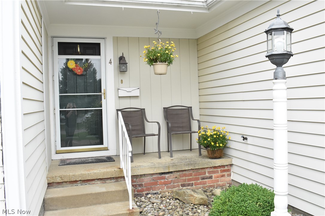 Applewoods Cross Condo - Residential