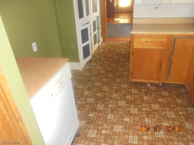 Savings Deposit Bk & Trust Com - Residential