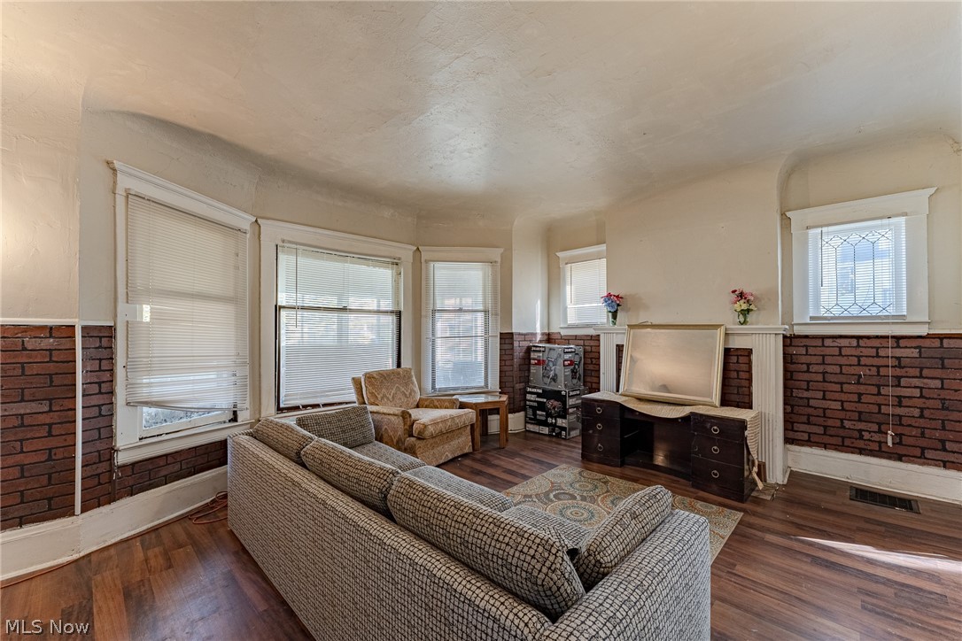 Deming Realty Cos Allotment - Residential