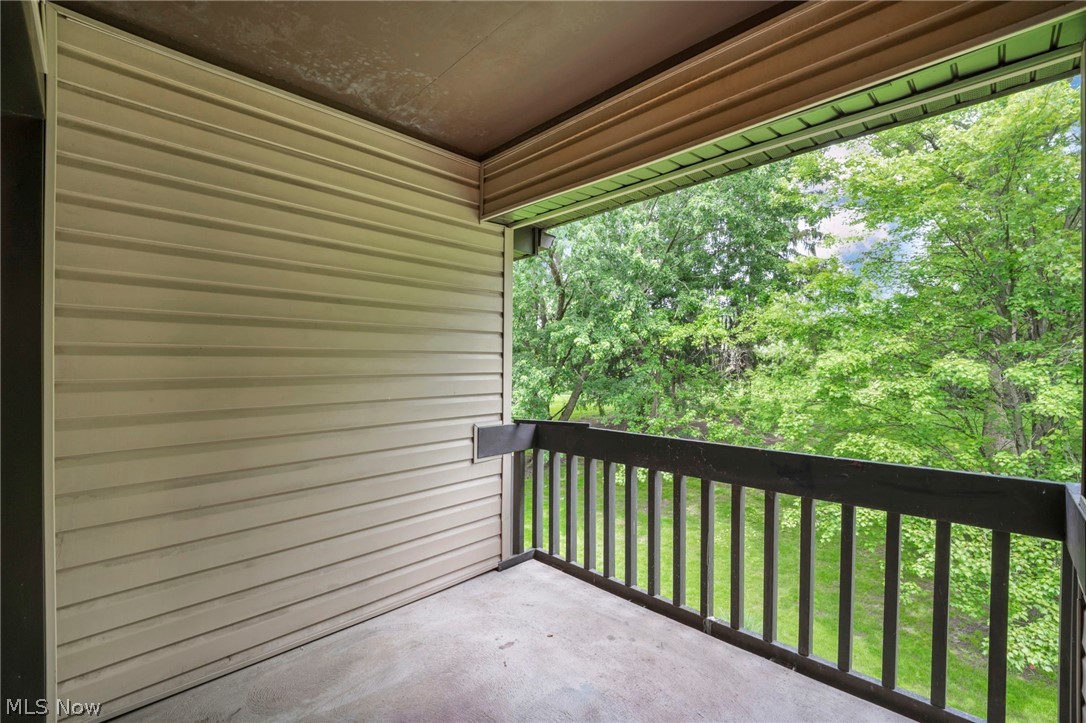 Oak Knolls Condo - Residential