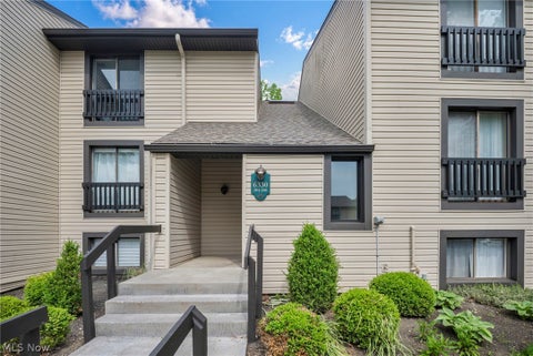 Photo for 6330 Greenwood 205