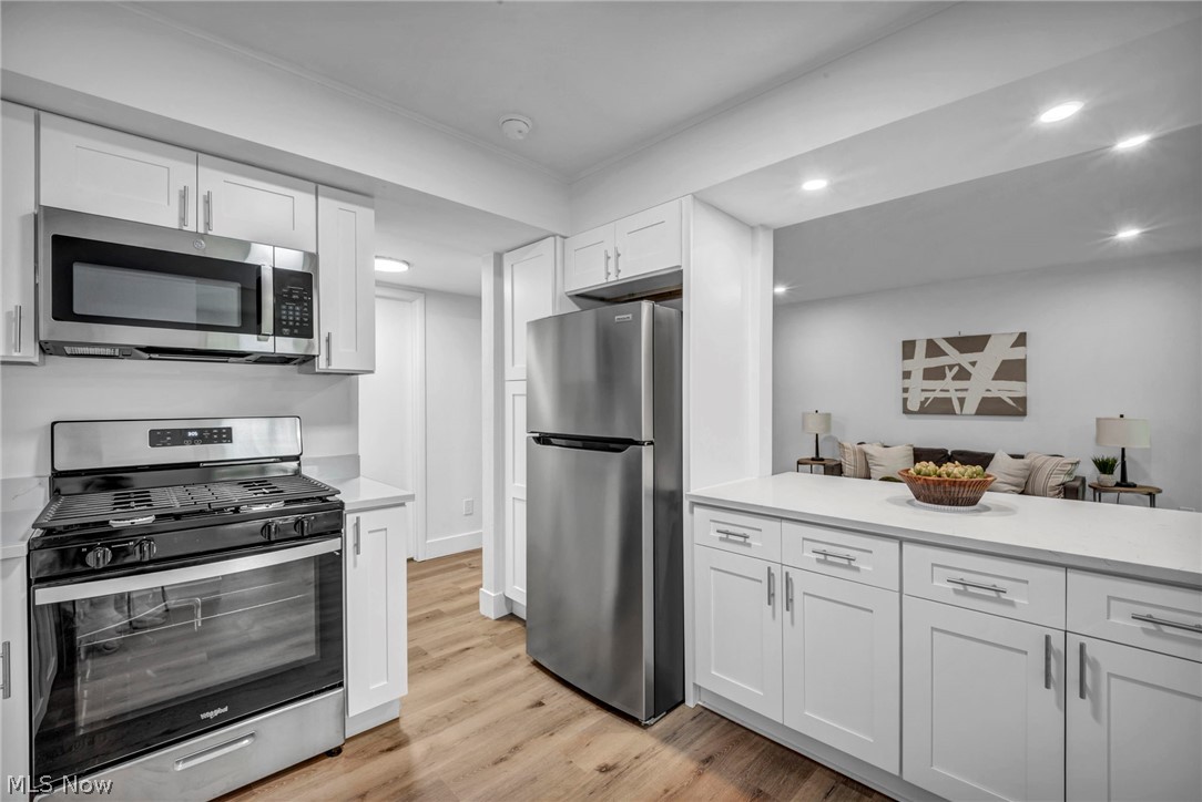 Oak Knolls Condo - Residential
