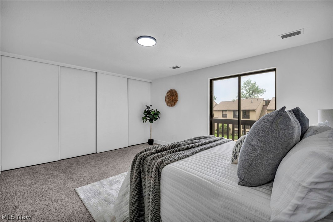 Oak Knolls Condo - Residential