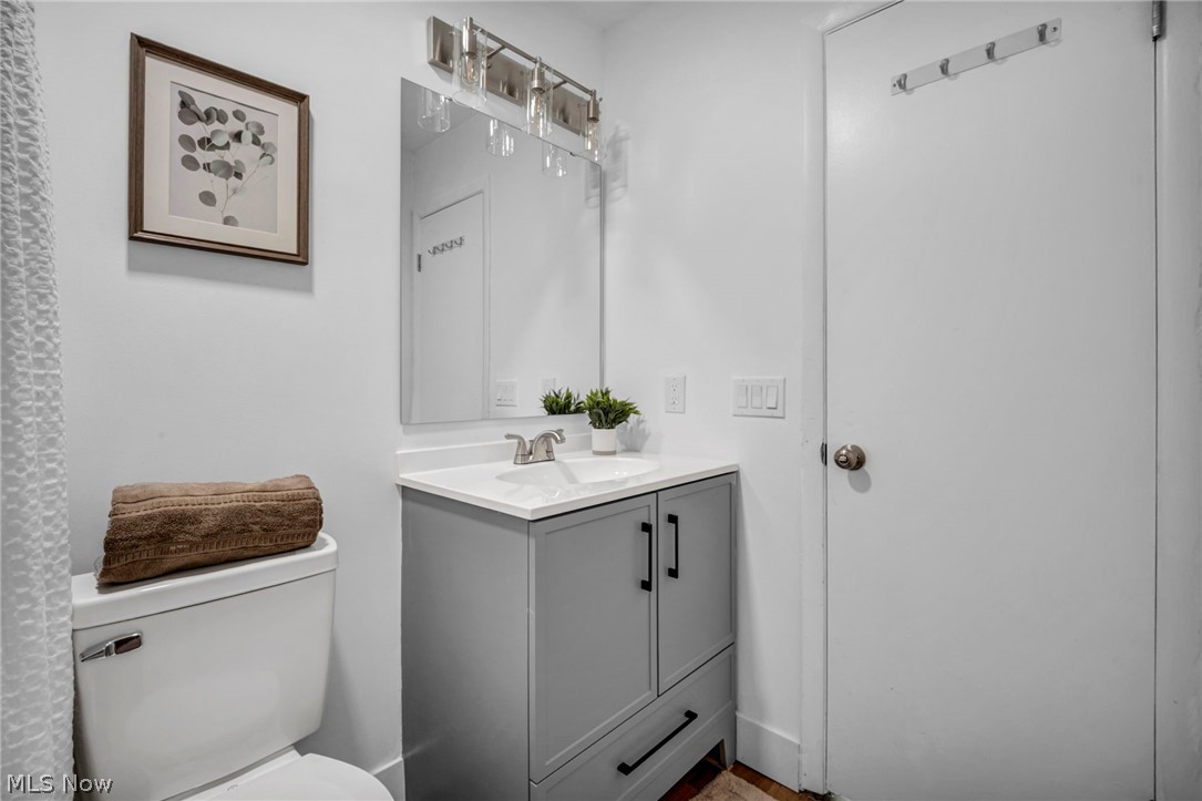 Oak Knolls Condo - Residential