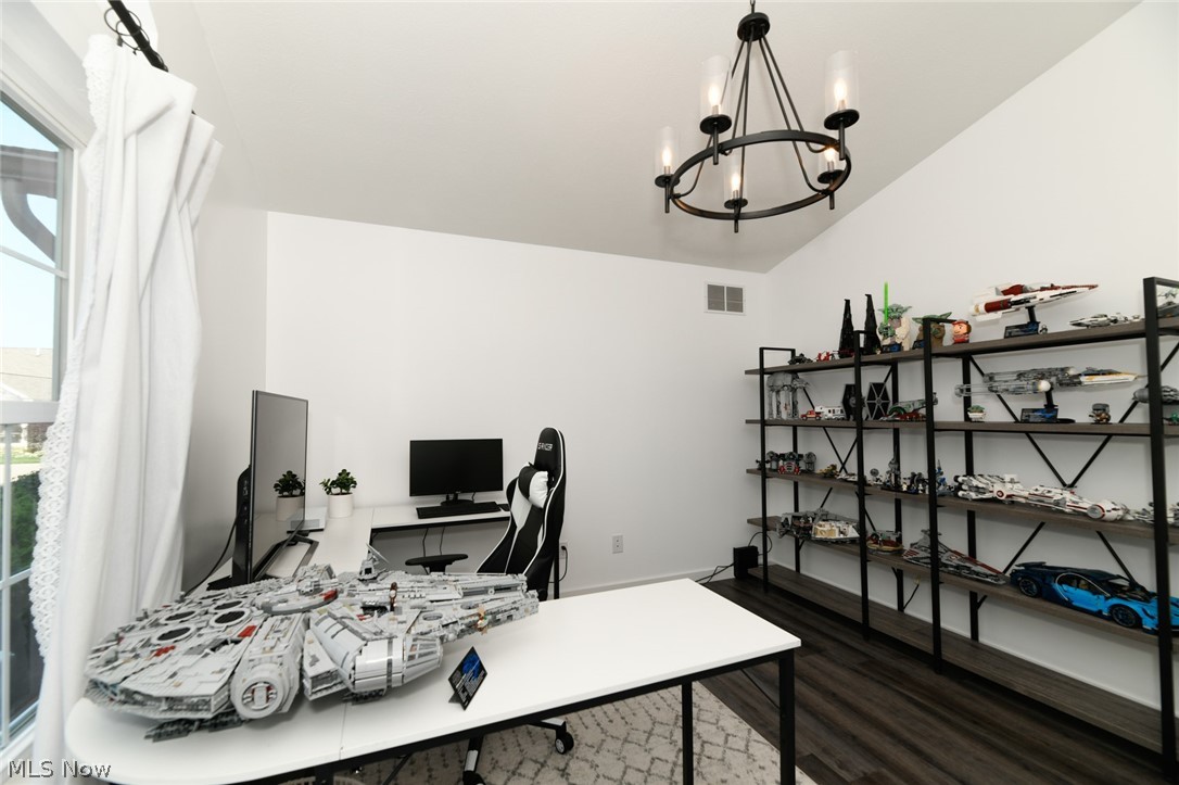 Heritage Pointe Dalton Condo - Residential