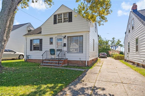 Homes For Sale - 19264 Stockton Avenue<br/> Cuyahoga County, Maple Heights, OH 44137