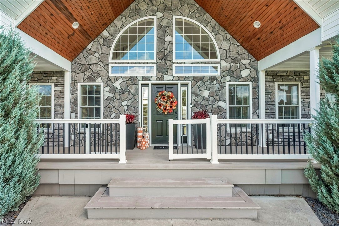 5166 Rolling Ridge Drive