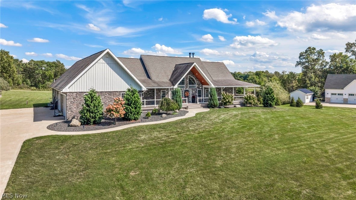 5166 Rolling Ridge Drive