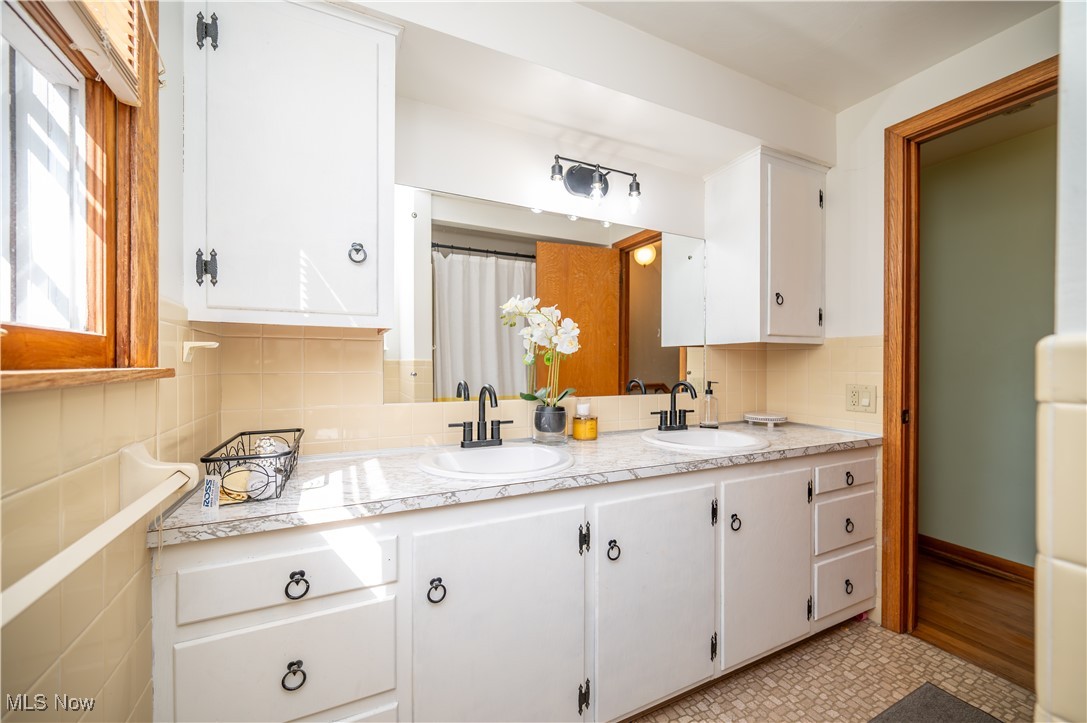 Elmknoll Heights - Residential