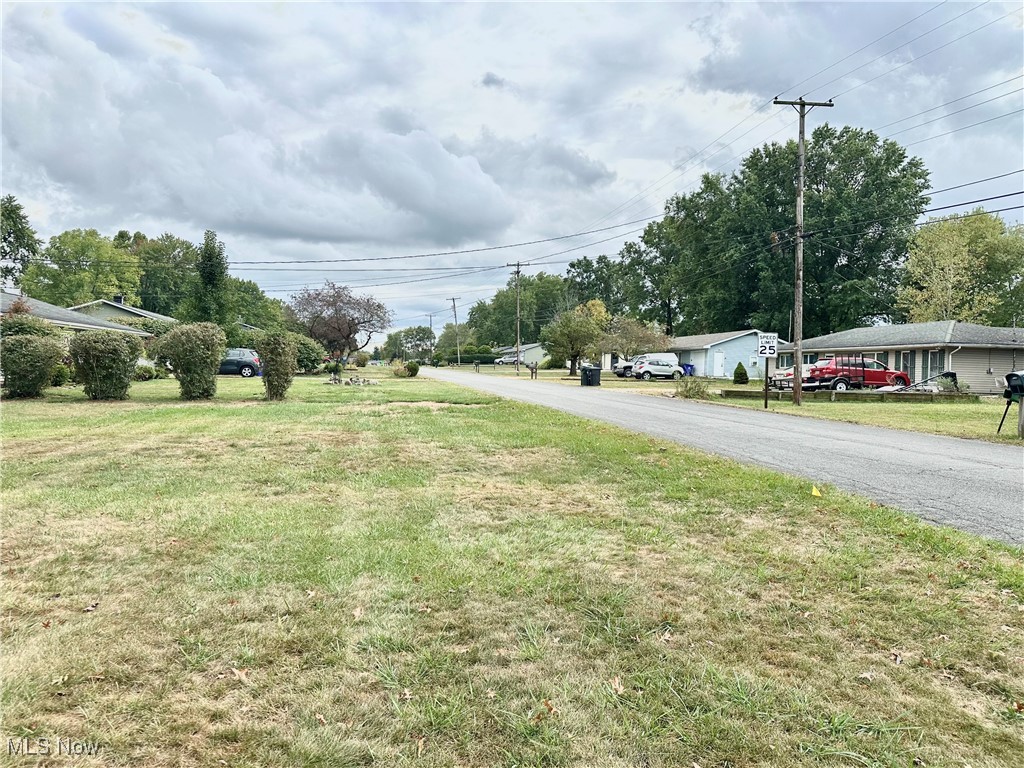 Rootstown, Ohio 44272, United States, 3 Bedrooms Bedrooms, ,1 BathroomBathrooms,Residential,Active,216913