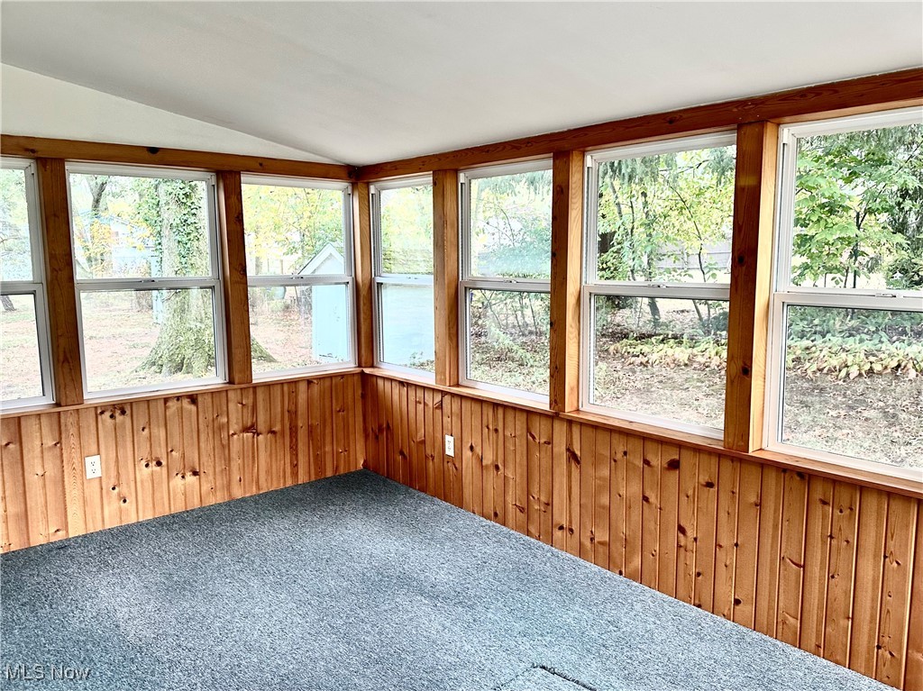 Rootstown, Ohio 44272, United States, 3 Bedrooms Bedrooms, ,1 BathroomBathrooms,Residential,Active,216913