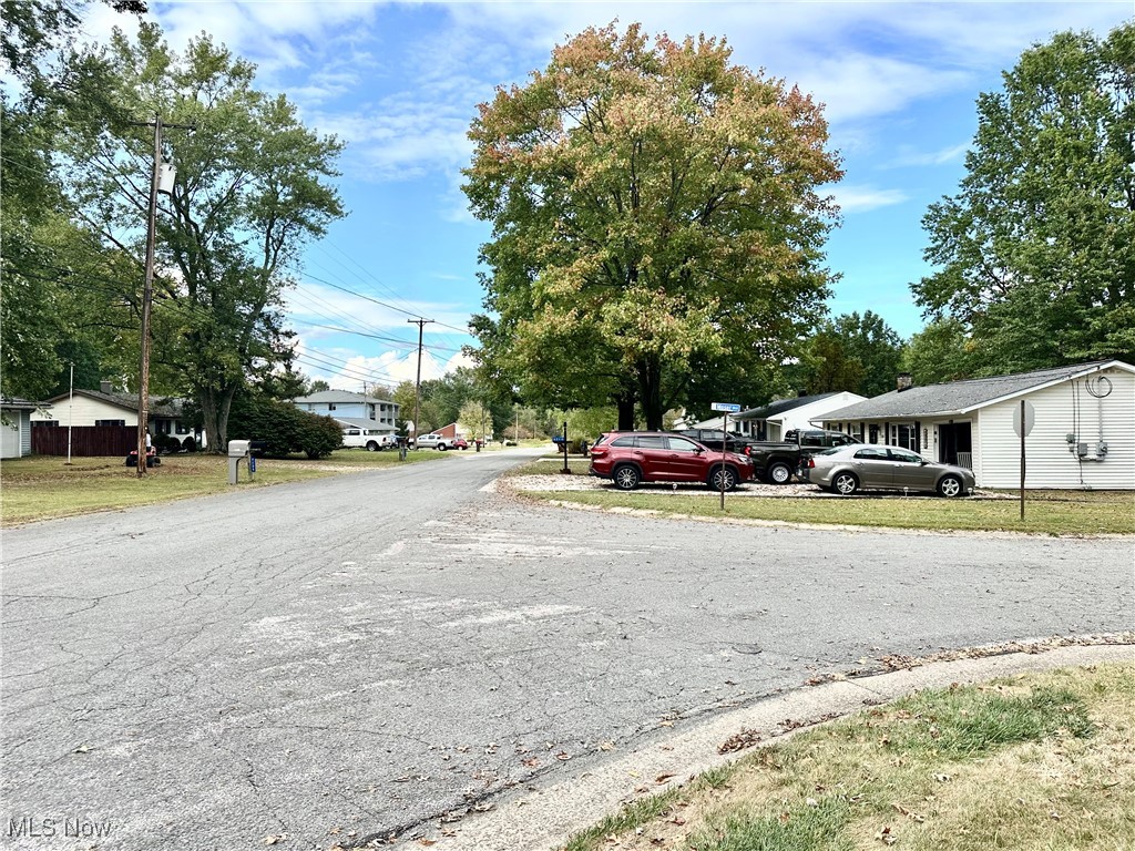 Rootstown, Ohio 44272, United States, 3 Bedrooms Bedrooms, ,1 BathroomBathrooms,Residential,Active,216913