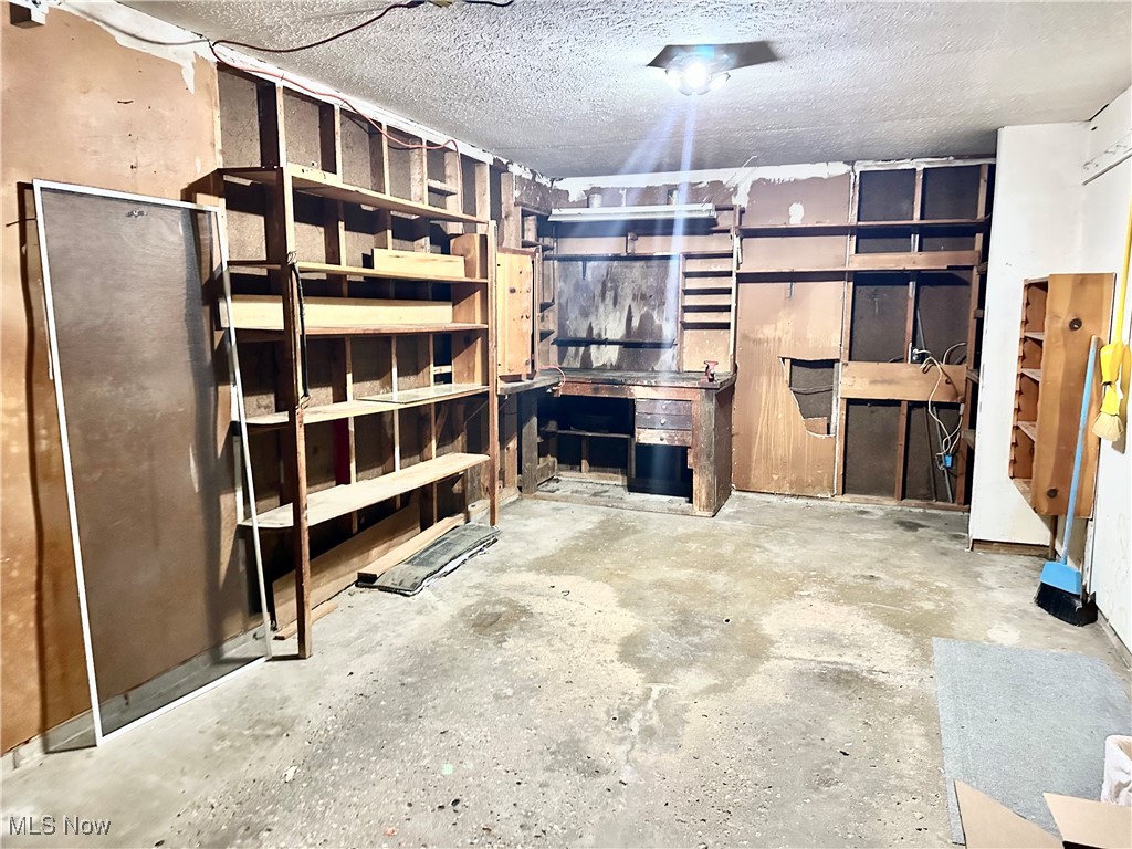 Rootstown, Ohio 44272, United States, 3 Bedrooms Bedrooms, ,1 BathroomBathrooms,Residential,Active,216913