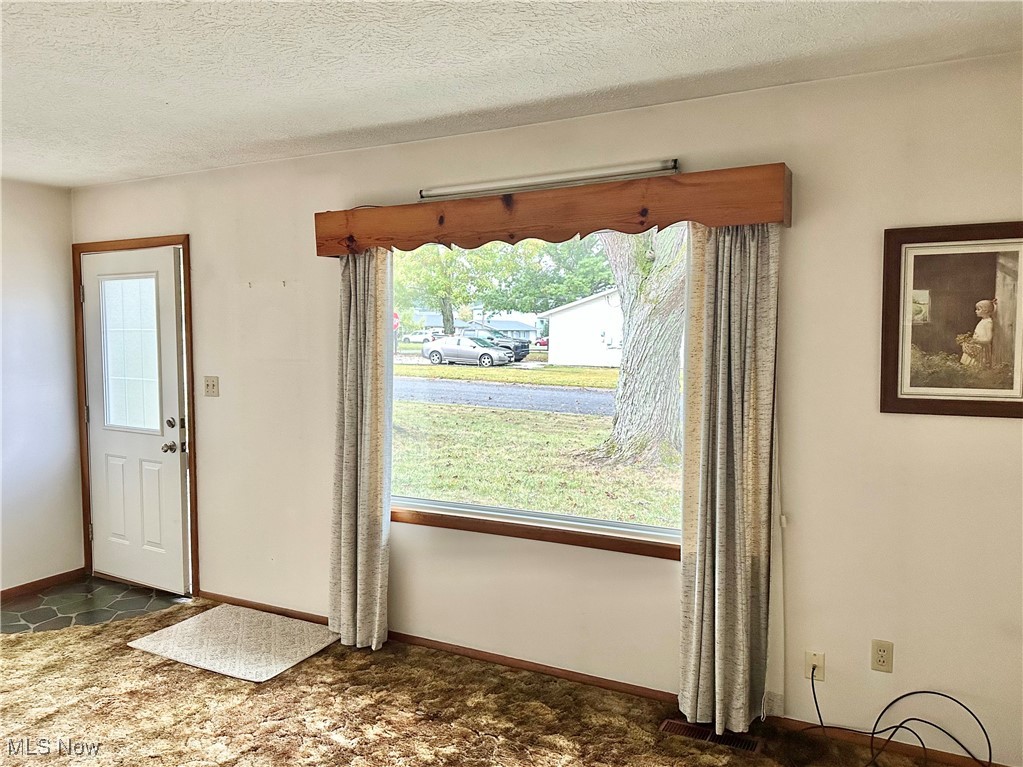 Rootstown, Ohio 44272, United States, 3 Bedrooms Bedrooms, ,1 BathroomBathrooms,Residential,Active,216913