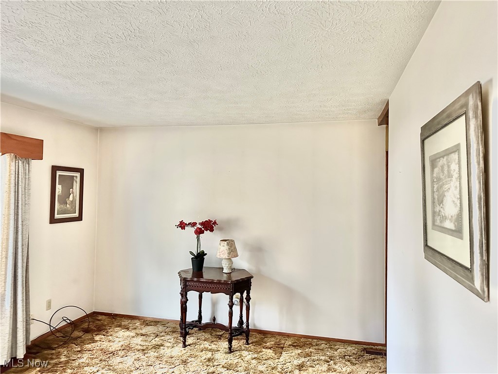 Rootstown, Ohio 44272, United States, 3 Bedrooms Bedrooms, ,1 BathroomBathrooms,Residential,Active,216913