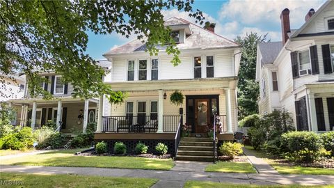 Homes For Sale - 722 1/2 3rd Street<br/> Marietta, OH 45750