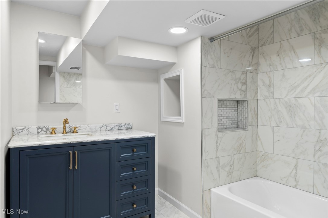 Rapid Transit Land Sales Compa - Residential