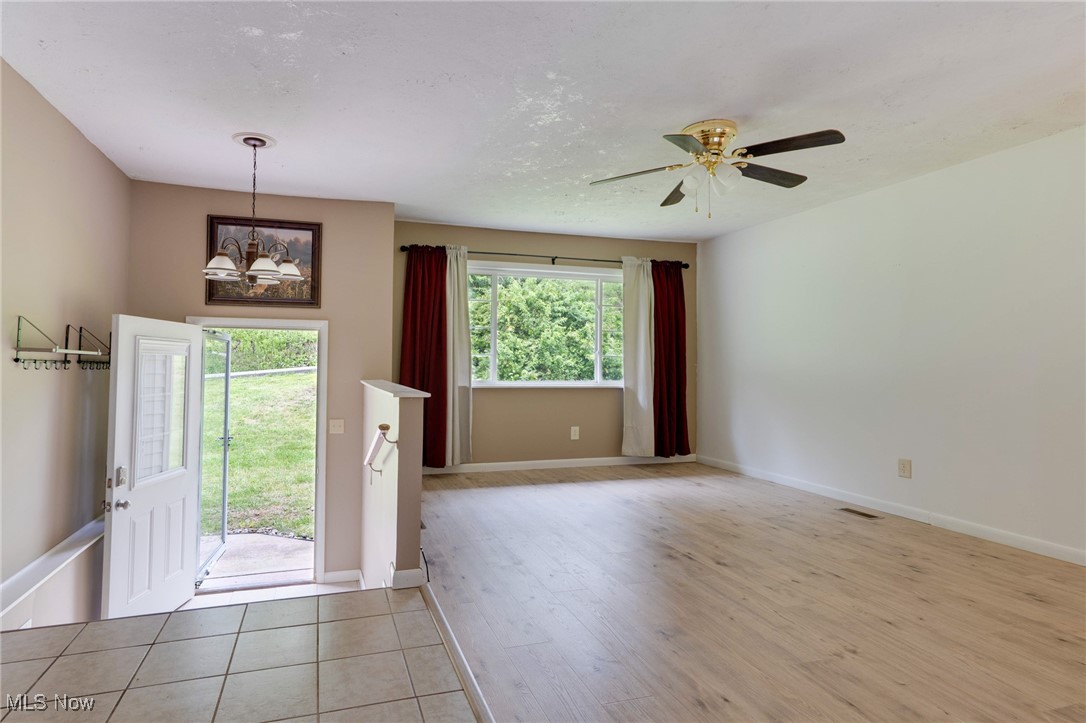 3988 Laurel Creek Road, Waverly, West Virginia image 9