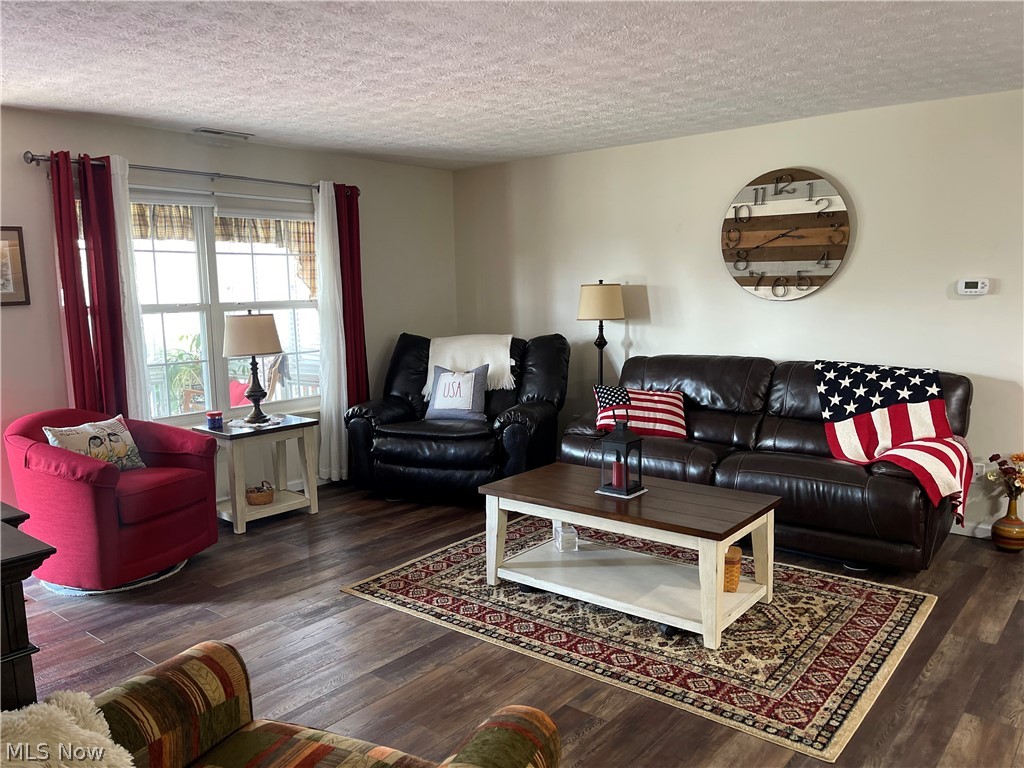 Villas At Colony North Condo - Residential